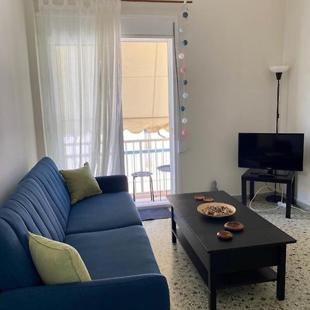 Darsiss - Agrinio Museum Apartment Екстер'єр фото