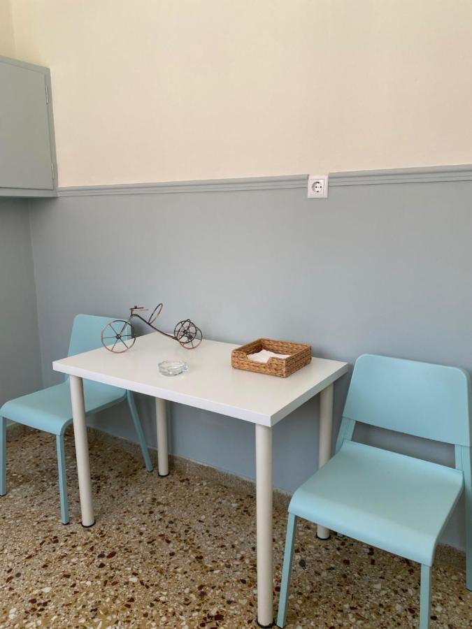 Darsiss - Agrinio Museum Apartment Екстер'єр фото